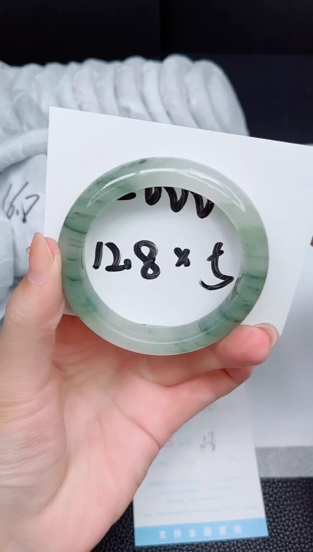 石英质玉手镯未镶嵌a75-52.3