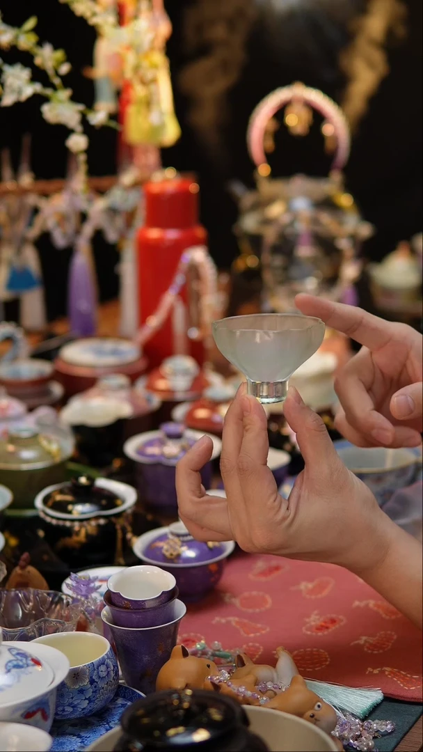【闪购商品】绿色星空花口客杯