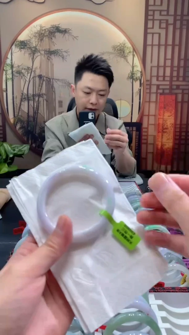 未镶嵌手镯翡翠000051902