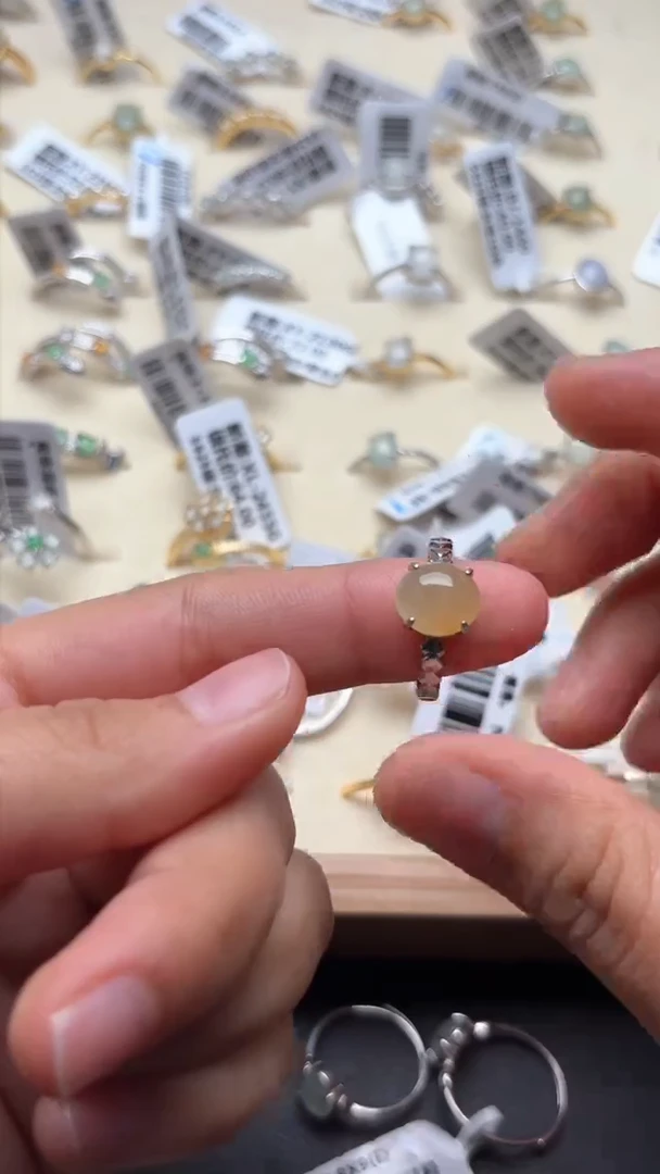 【闪购商品】翡翠戒指银S925镶嵌缅甸A货翡翠S925银镶嵌