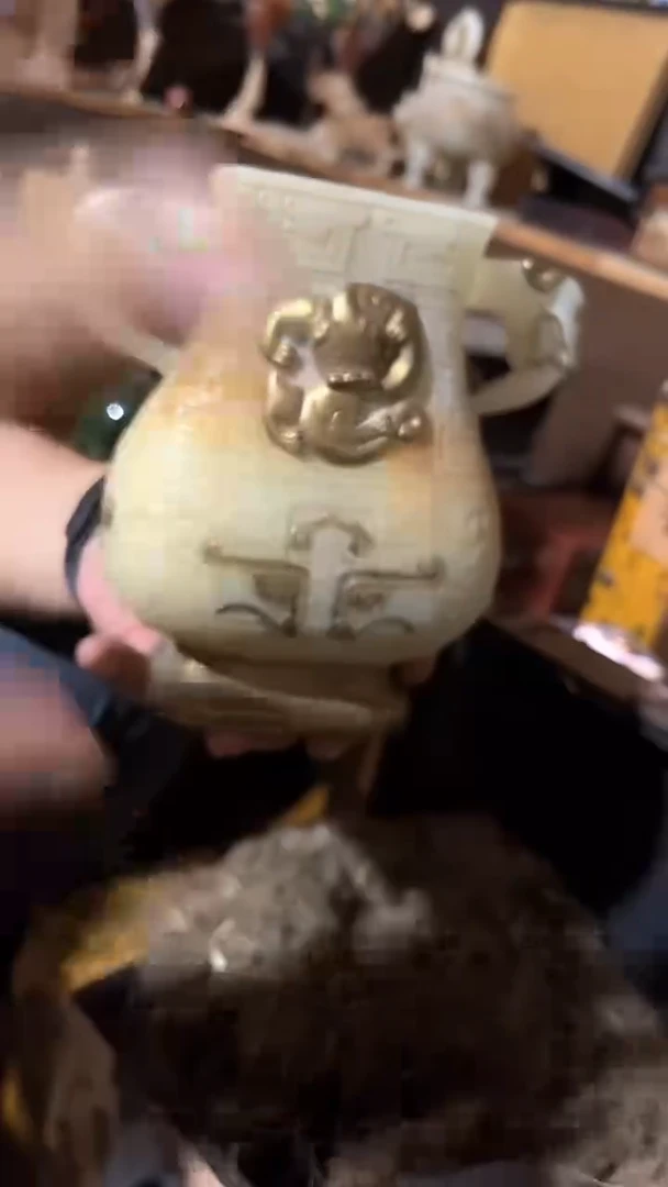木闪电购链接精品摆件王瓶