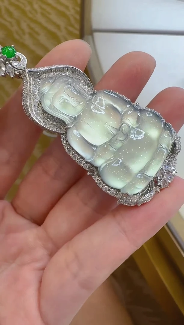 翡翠18K金镶嵌吊坠(不含链)多样性团购发一件