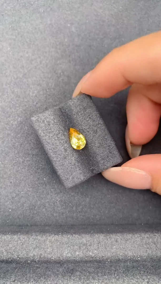 裸石彩色蓝宝石1.5ct 黄色蓝宝石FA