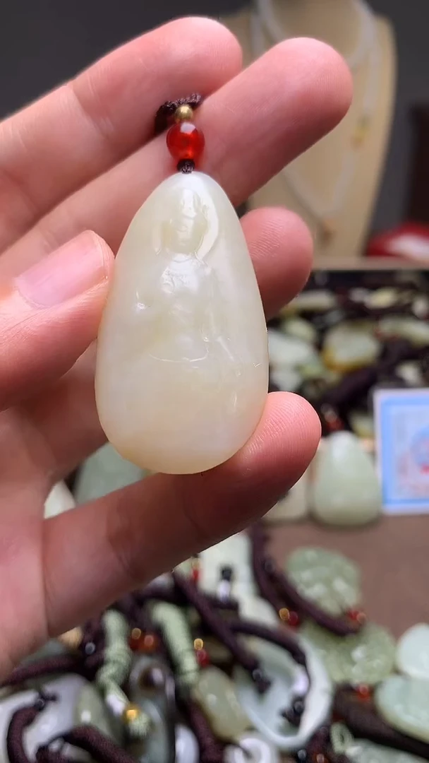 颈饰未镶嵌和田玉新疆料青海料清水和田玉吊坠
