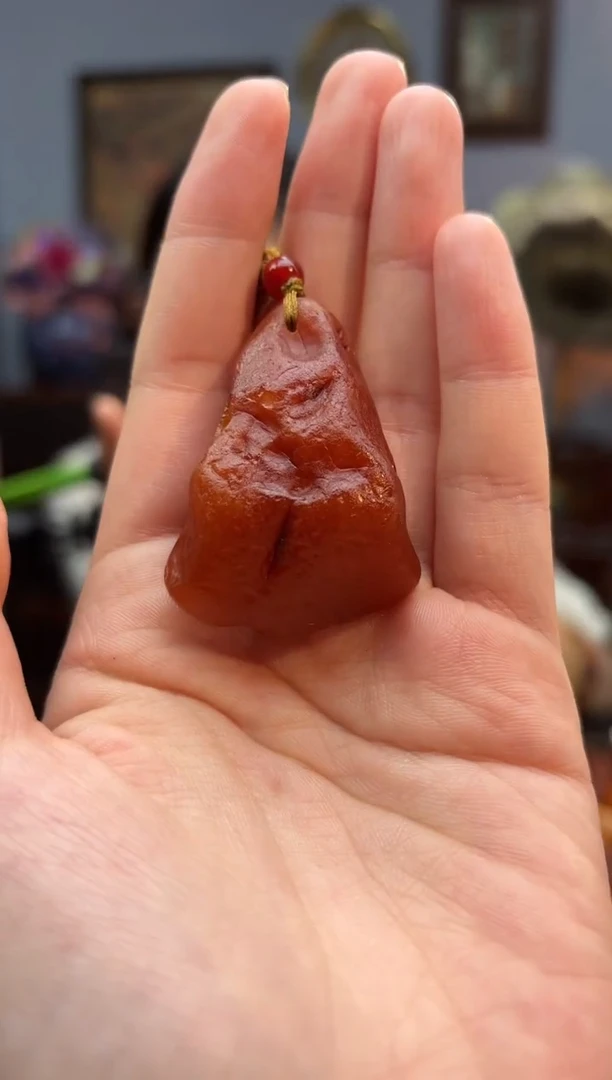 琥珀颈饰未镶嵌吊坠