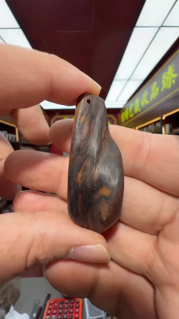 沉香吊坠多样性发一