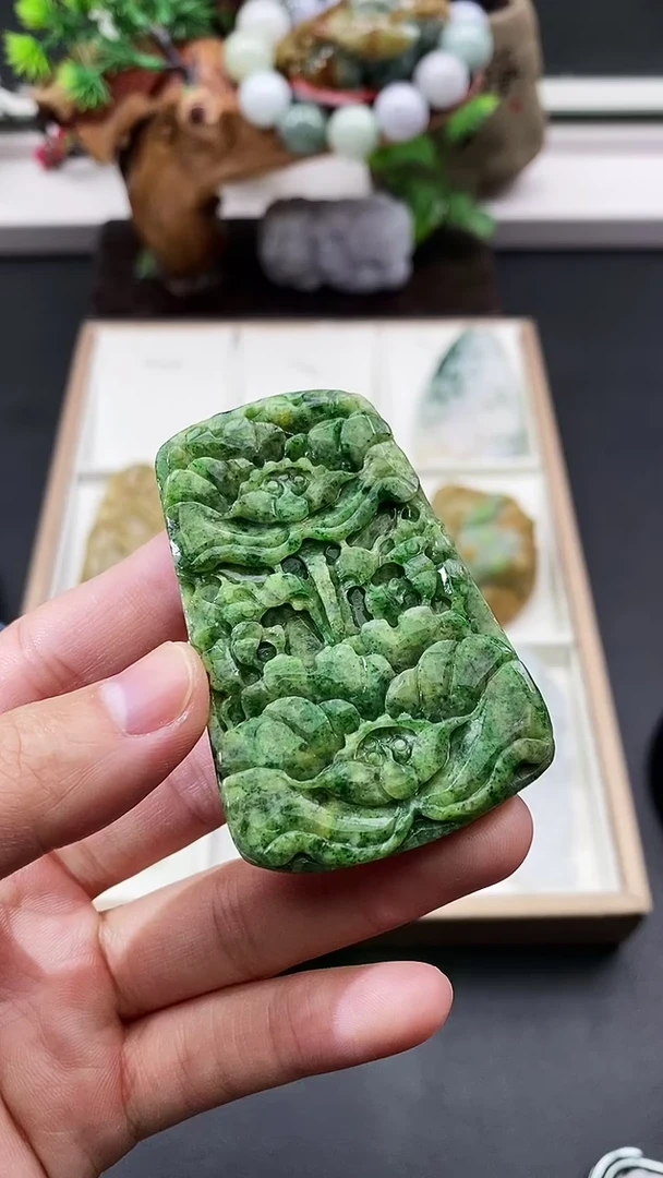 颈饰未镶嵌翡翠天然缅甸A货翡翠