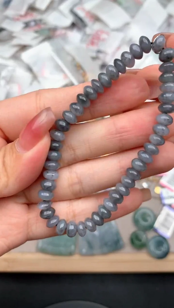 未镶嵌挂件翡翠一