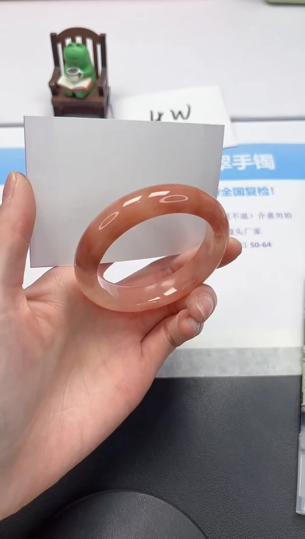 【闪购商品】石英质玉手镯未镶嵌V168-54