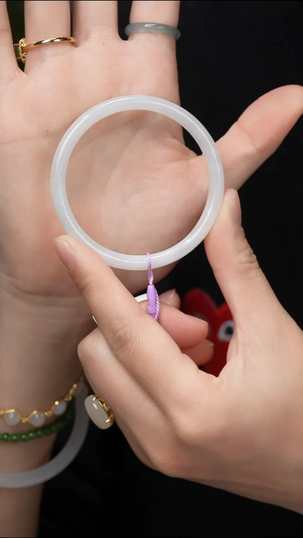 和田玉手镯未镶嵌186