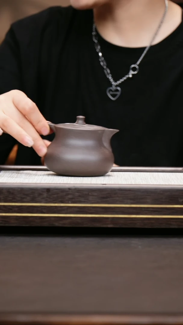 茶壶紫砂天青泥  玉瓦公道+将军杯