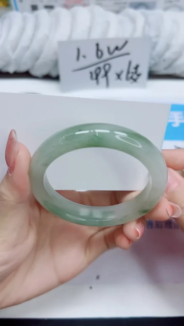 石英质玉手镯未镶嵌310/54