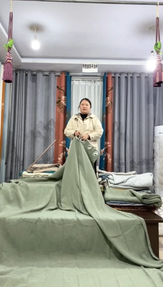 布成品窗帘  6+275