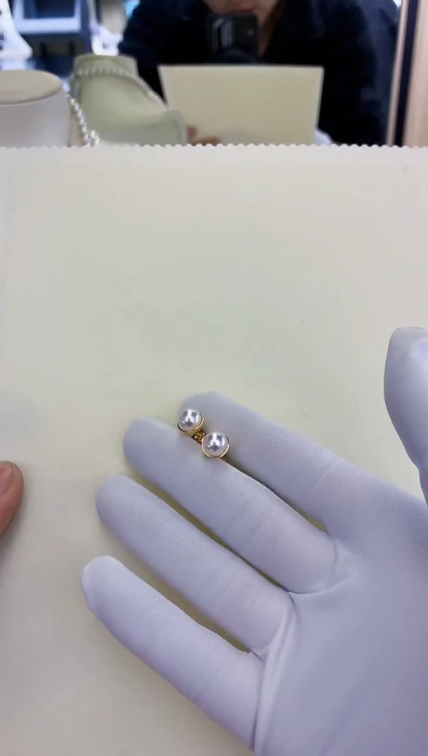 18K金镶嵌饰品海水珍珠半生缘耳钉