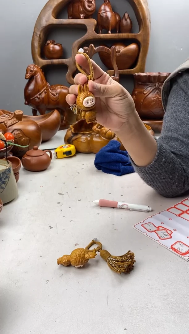 香樟木A69拉布布挂件/尺寸