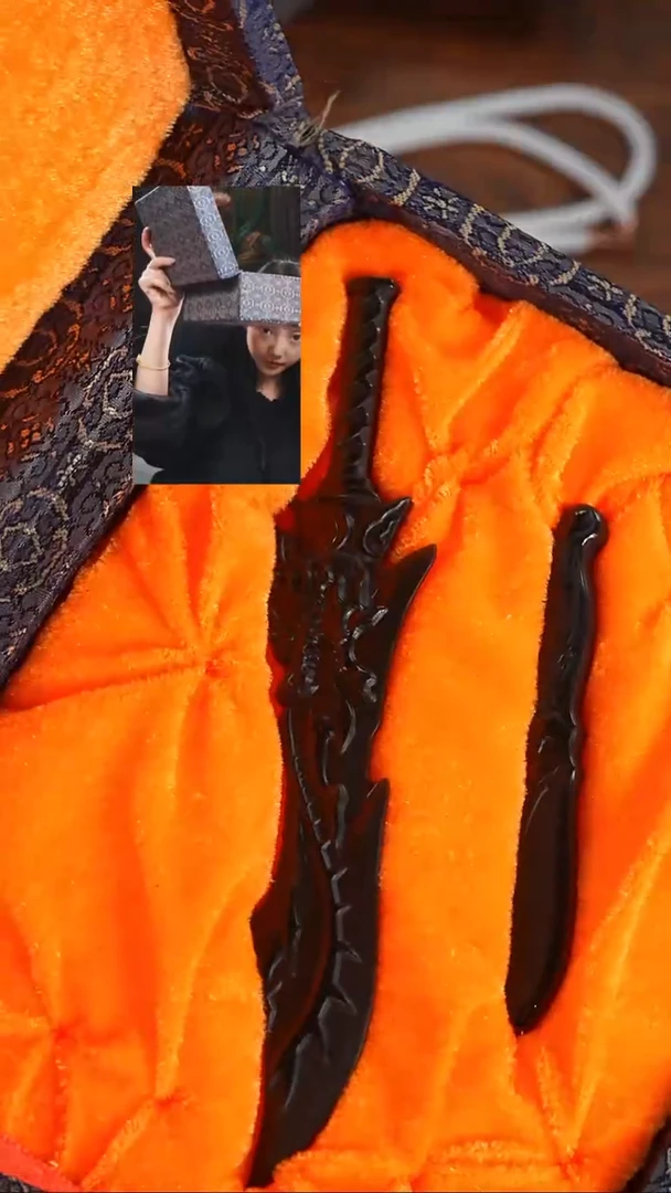 未镶嵌和田玉把件艾*斯若雨臣品质回血