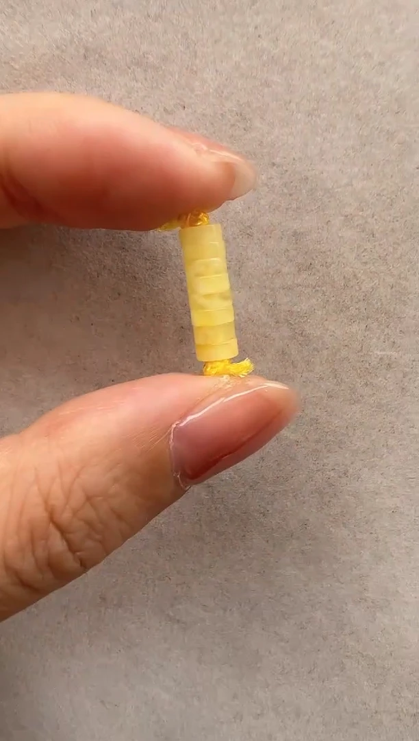 【闪购商品】琥珀裸石未镶嵌10203245-隔片