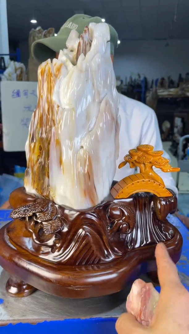 未镶嵌摆件硅化玉50