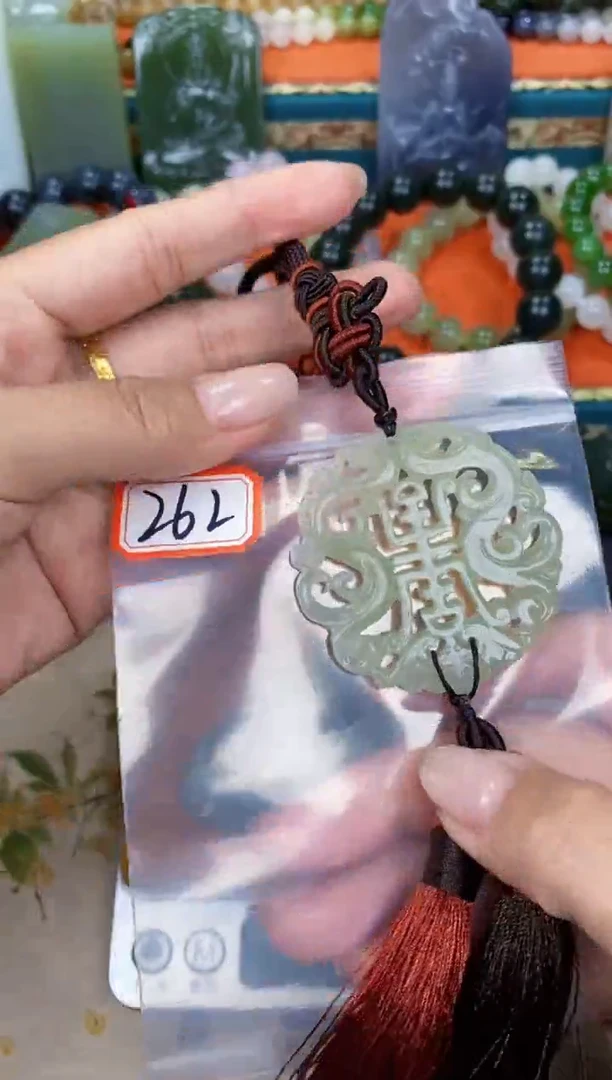 和田玉未镶嵌颈饰和田玉