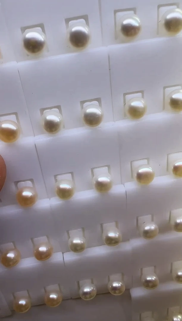 银S925镶嵌耳钉淡水珍珠白色7mm 1对