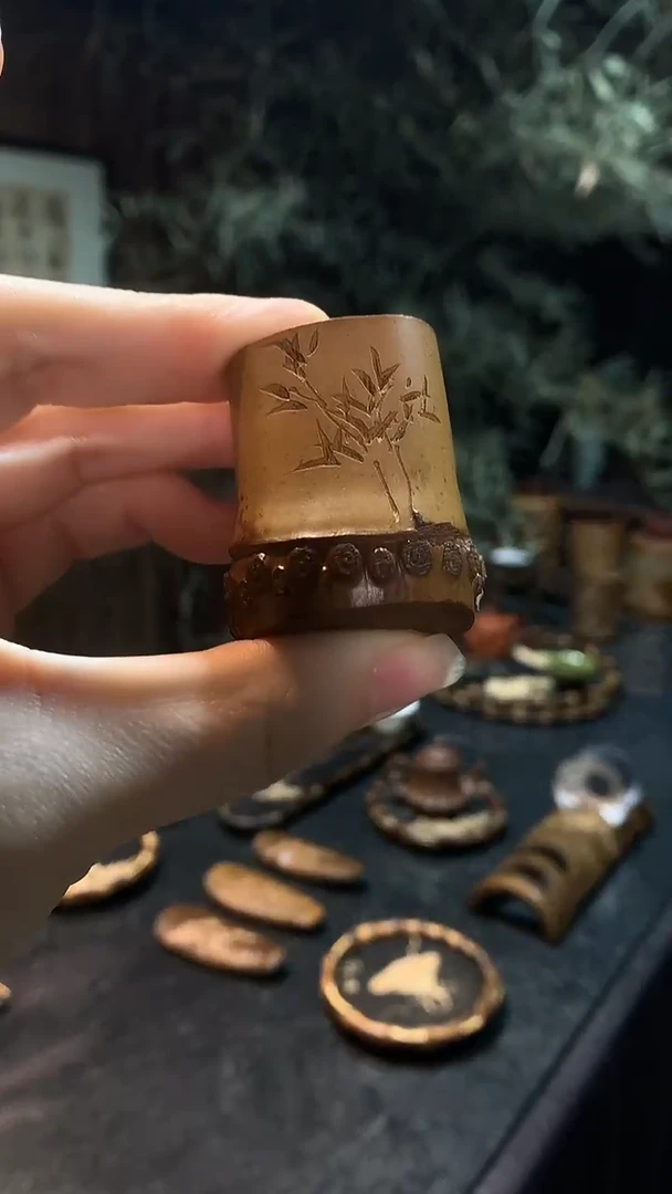 竹鞭刻竹盖置.......