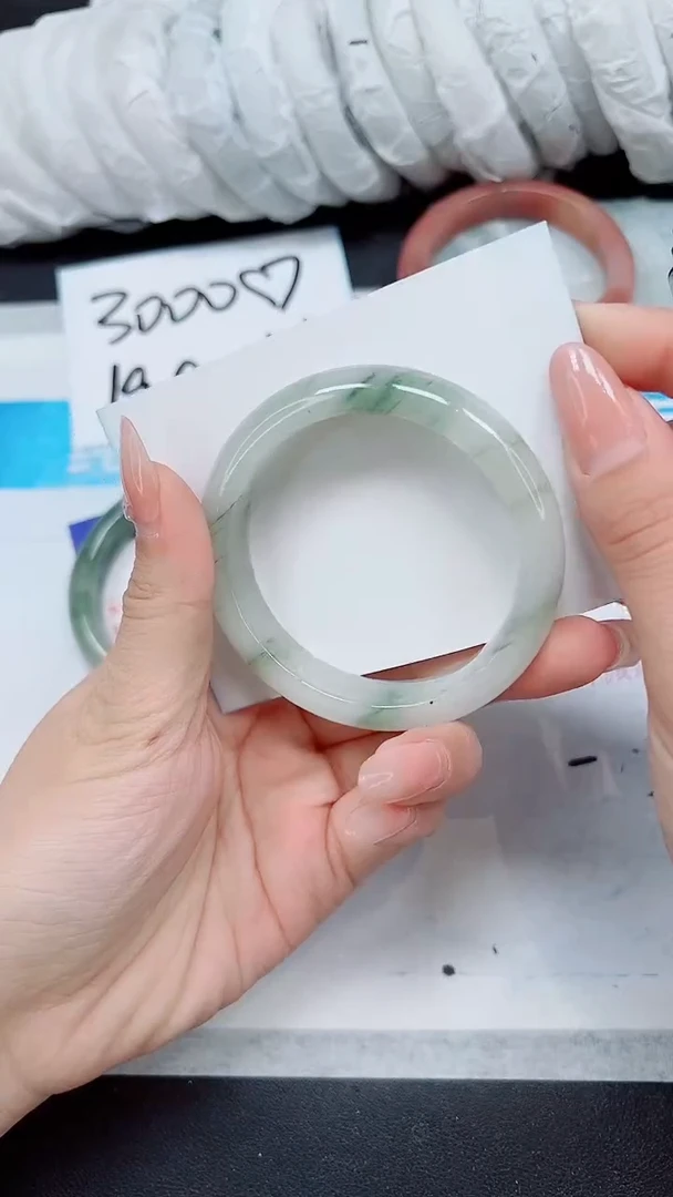 【闪购商品】石英质玉手镯未镶嵌A19-54/55