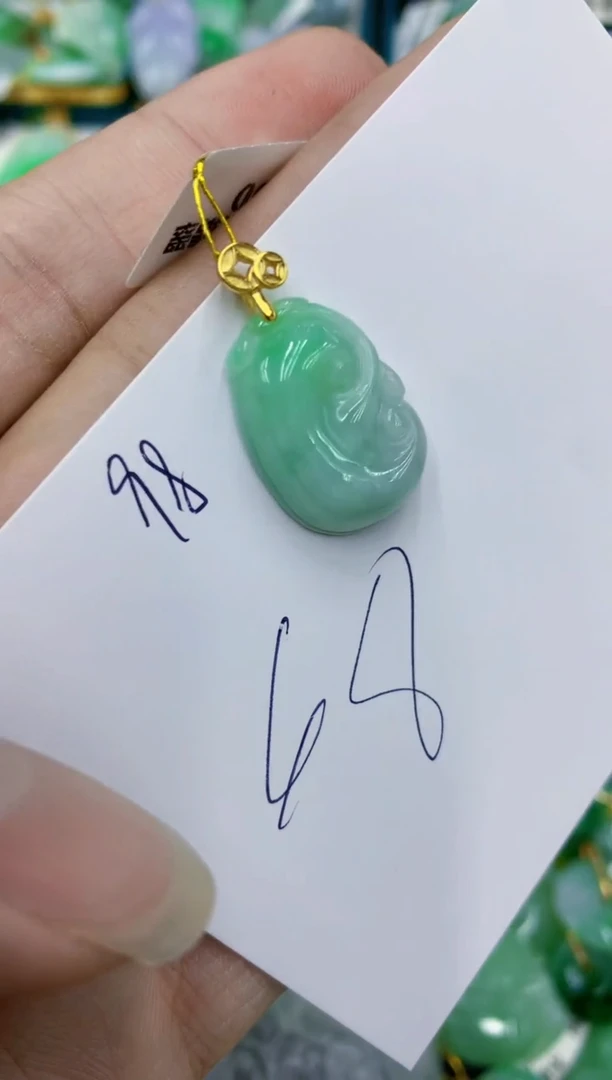 翡翠未镶嵌颈饰1111111111