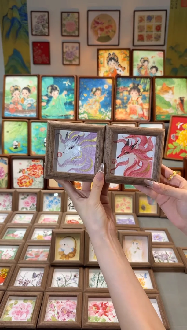 国画九尾狐 一对 手绘国画11