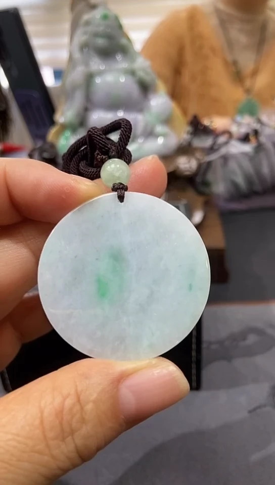 翡翠未镶嵌颈饰小*吊坠