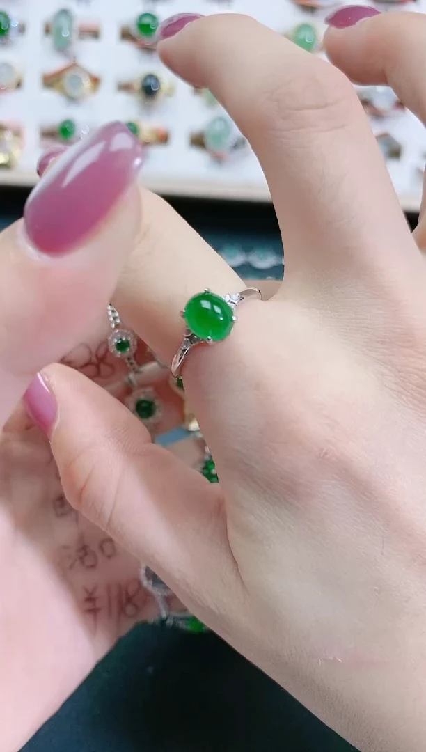 翡翠戒指银S925镶嵌天然翡翠