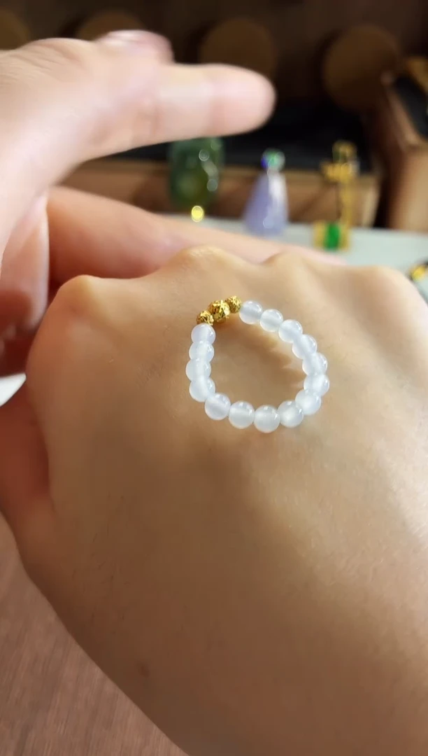 未镶嵌戒指翡翠手饰