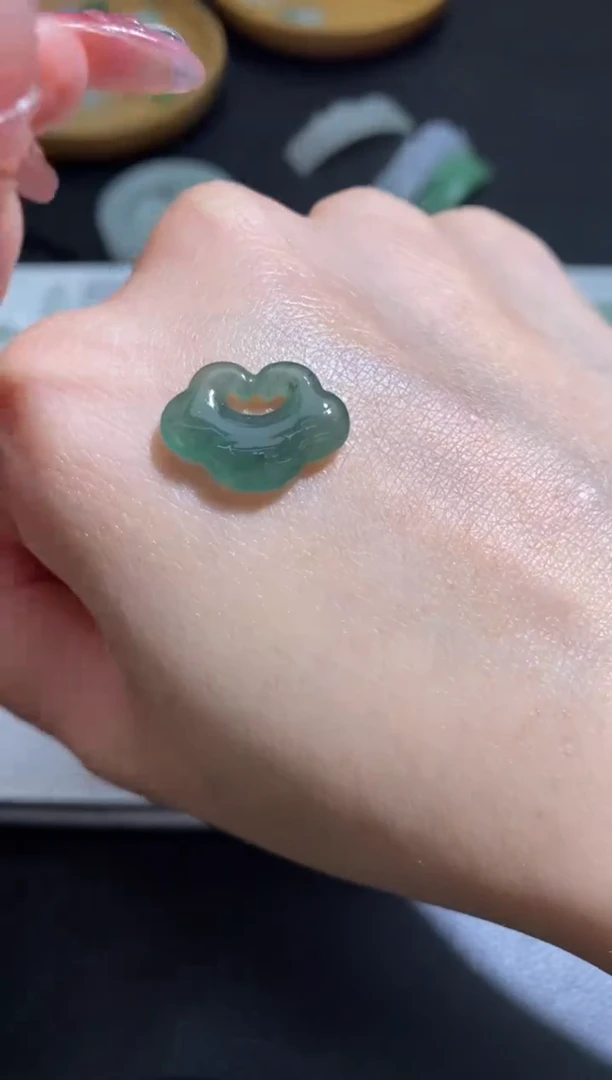 未镶嵌定制翡翠翡翠毛货~危料