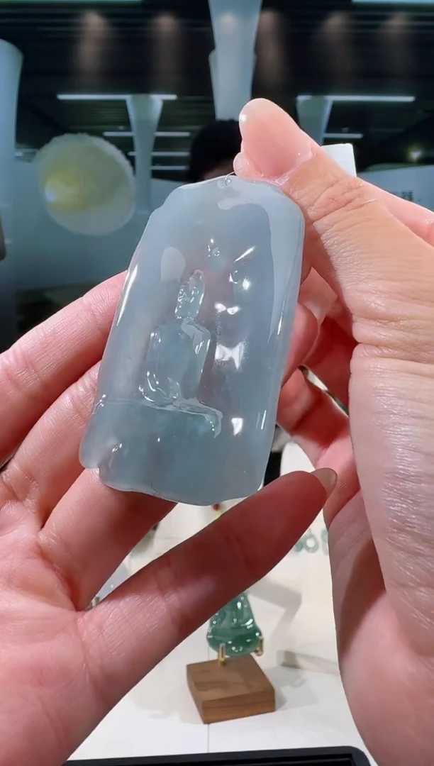 翡翠未镶嵌吊坠(不含链)观音