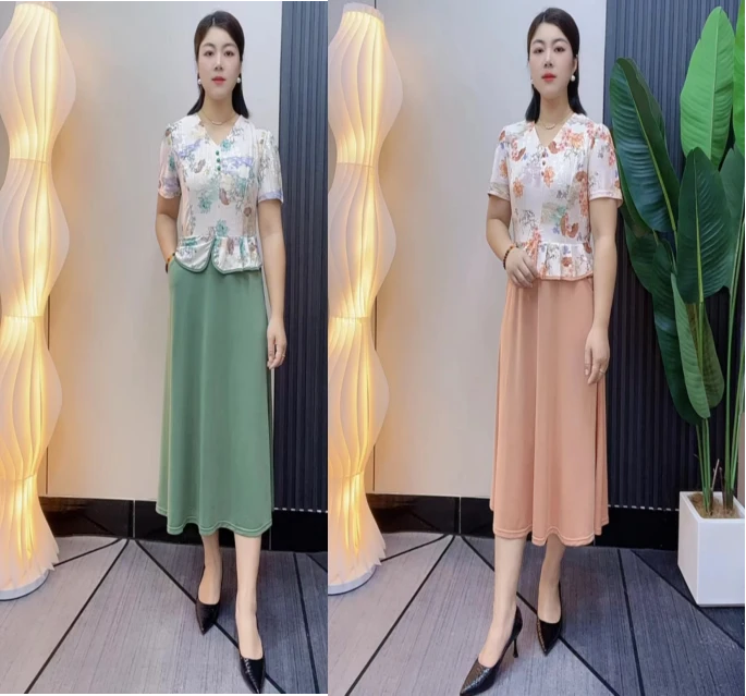 新款夏季妈妈装假两件连衣裙洋气减龄碎花裙子时尚百搭遮肉长裙