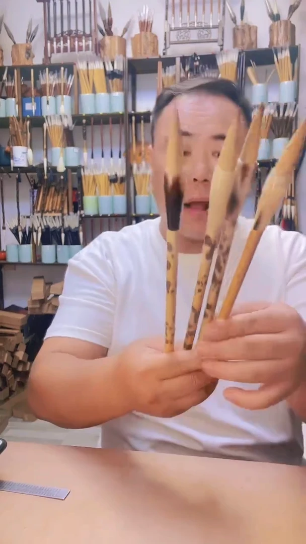 黑湘妃牛角狼毫一支