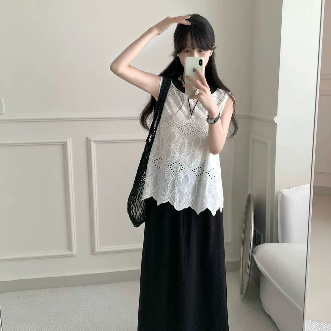 2572白茉莉 撞色镂花刺绣蕾丝慵懒上衣