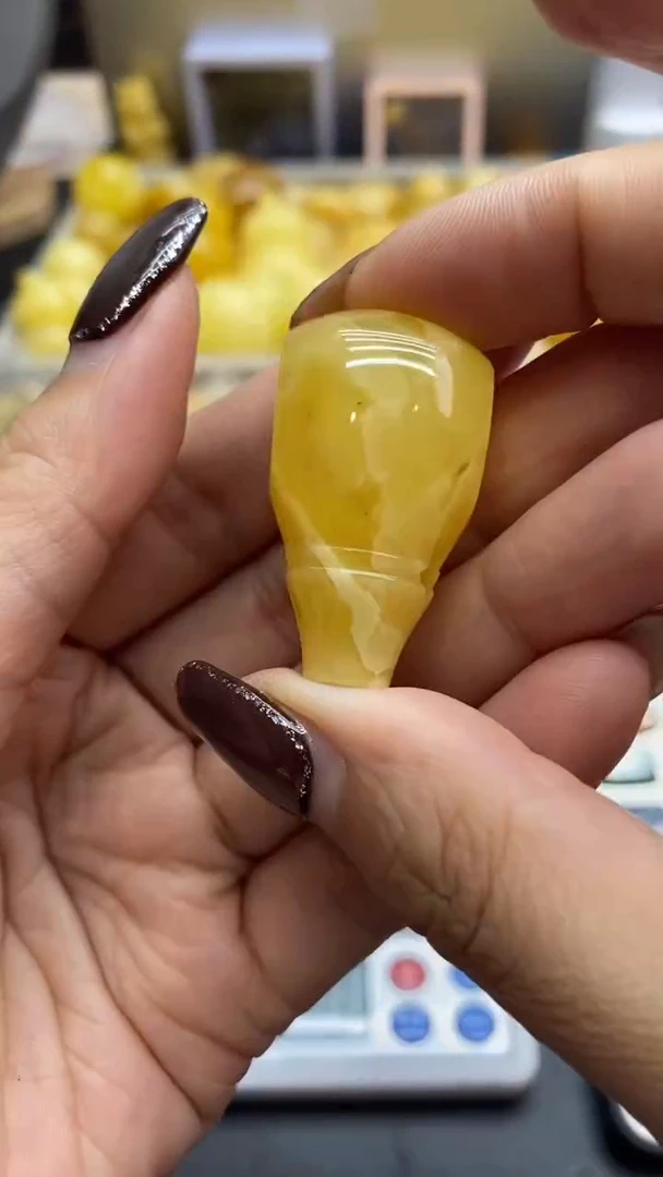 琥珀未镶嵌珠宝奇石334