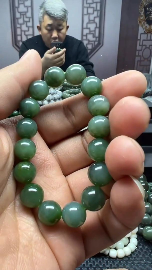 【闪购商品】和田玉手串未镶嵌碧玉卡12多样性拍一发一
