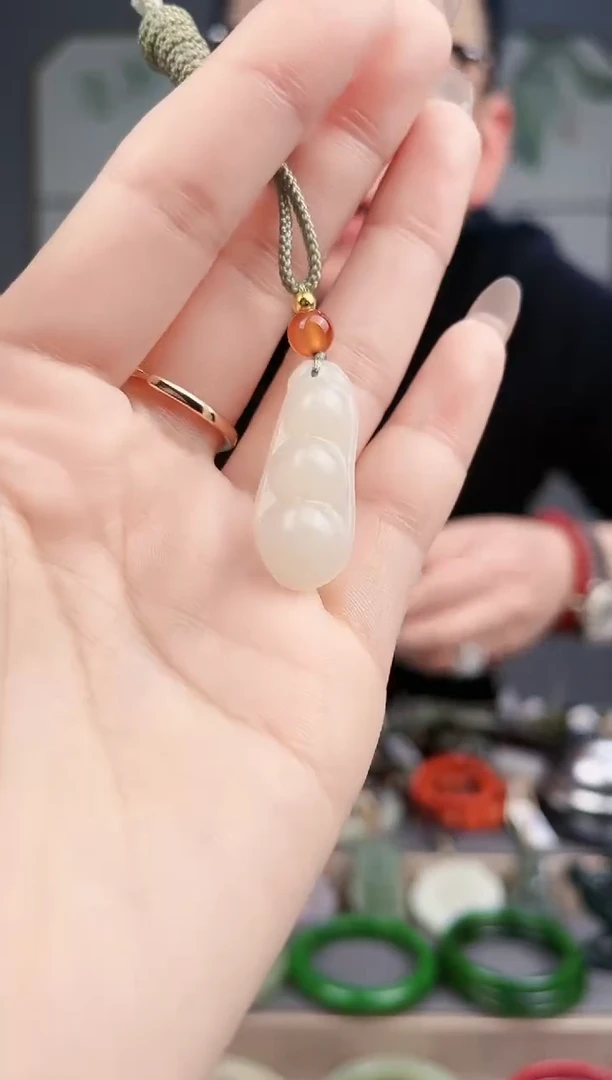 【闪购商品】和田玉颈饰未镶嵌AA多样性发货 拍一发一