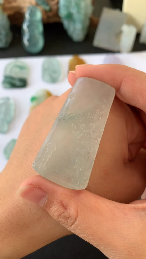 【闪购商品】定制翡翠未镶嵌翡翠