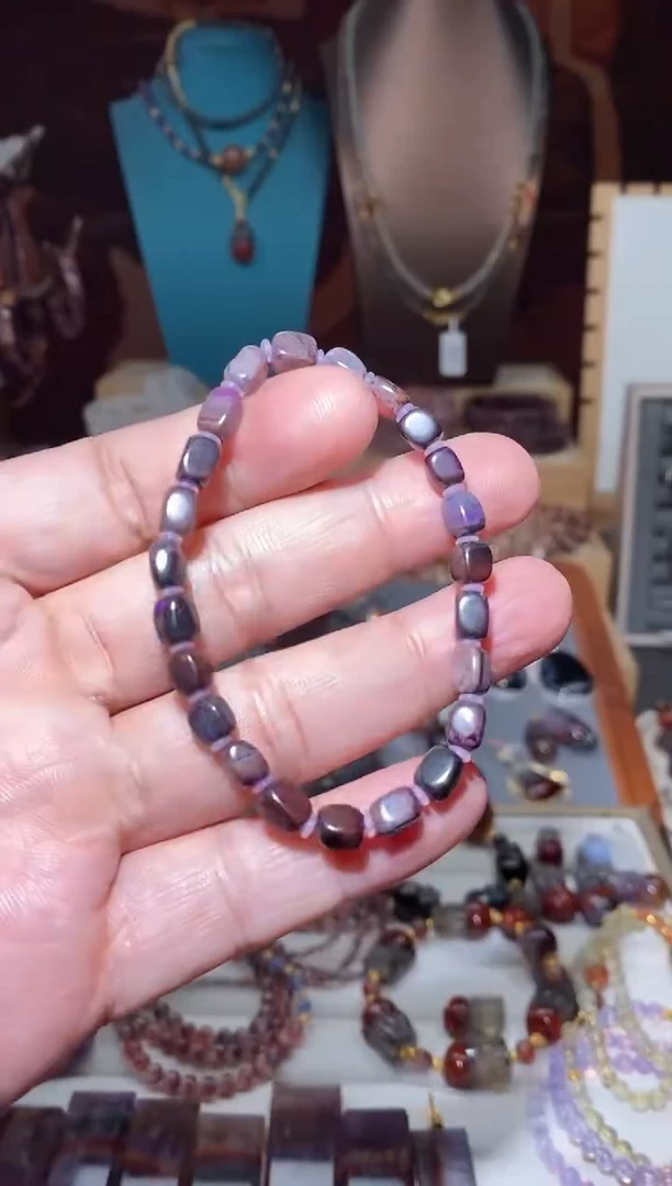 未镶嵌苏纪石（舒俱来）方糖手串多样性