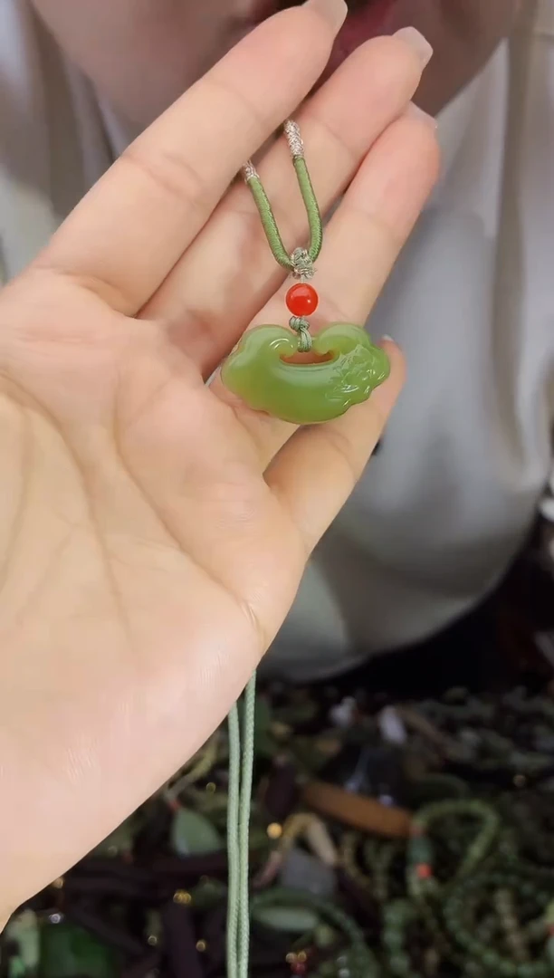 颈饰未镶嵌和田玉多样性发货拍一发一