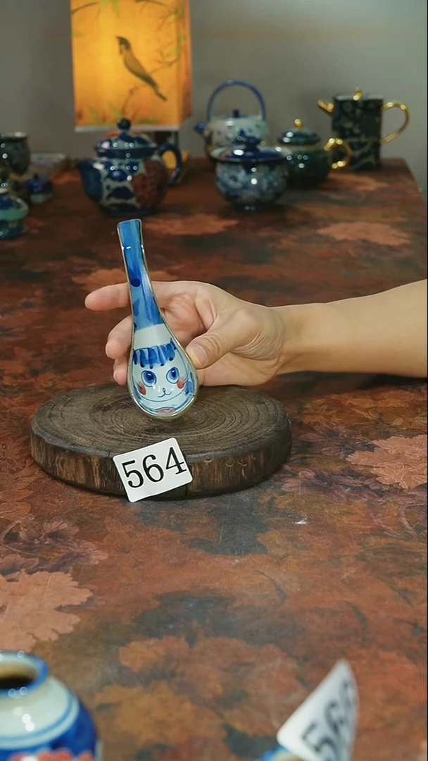 茶碗...........