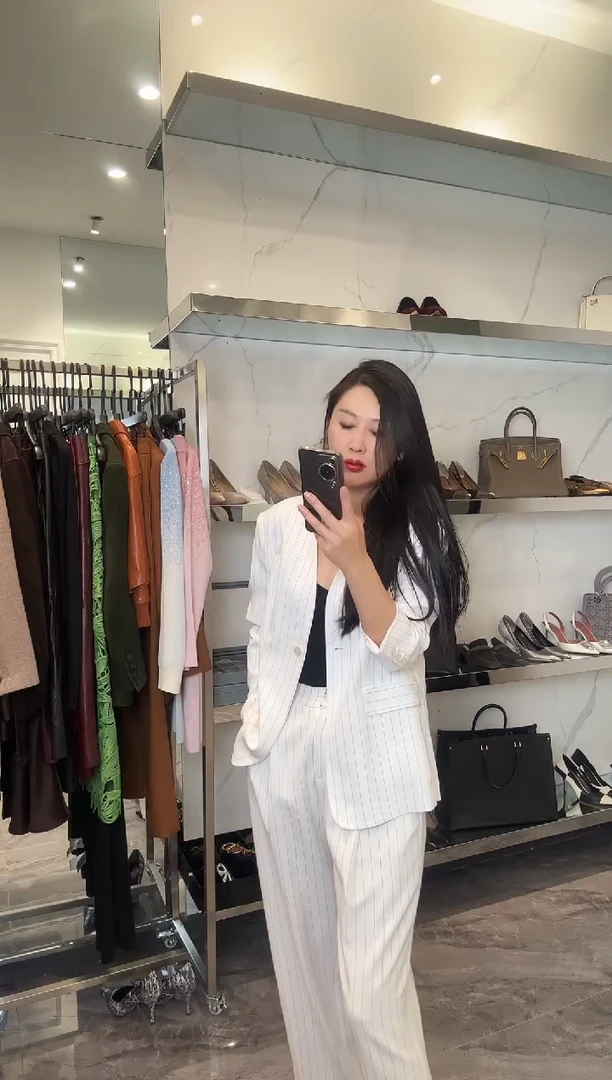 醋酸竖条纹西装外套M,L 备注尺码