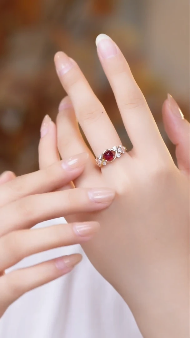 手饰银S925镶嵌红宝石手饰