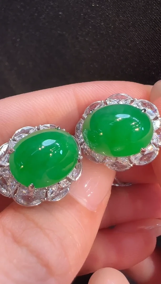 18K金镶嵌翡翠耳饰AL6耳包