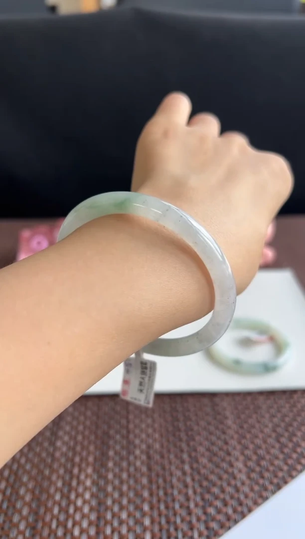 未镶嵌手镯翡翠83号56.8*6.8*7.2