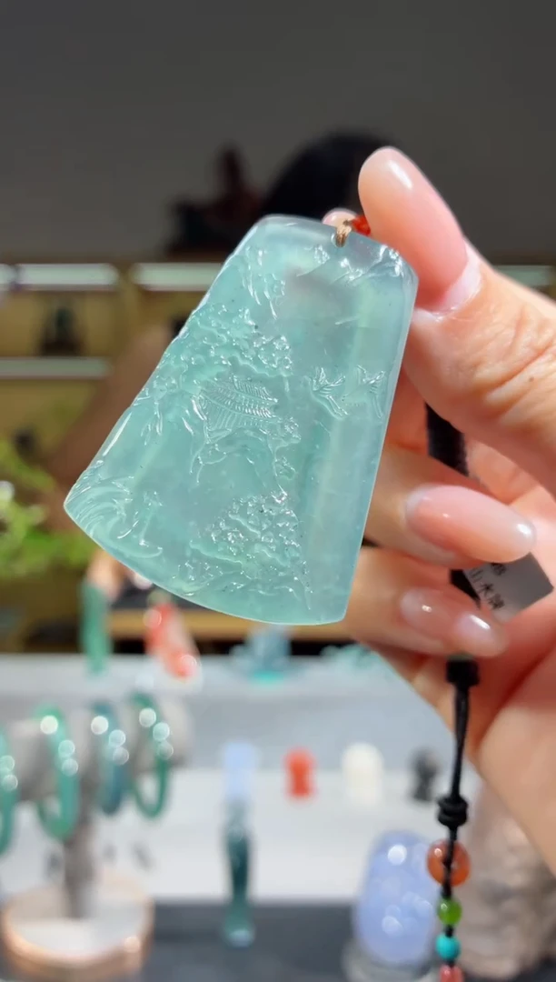 吊坠(不含链)未镶嵌翡翠山水牌