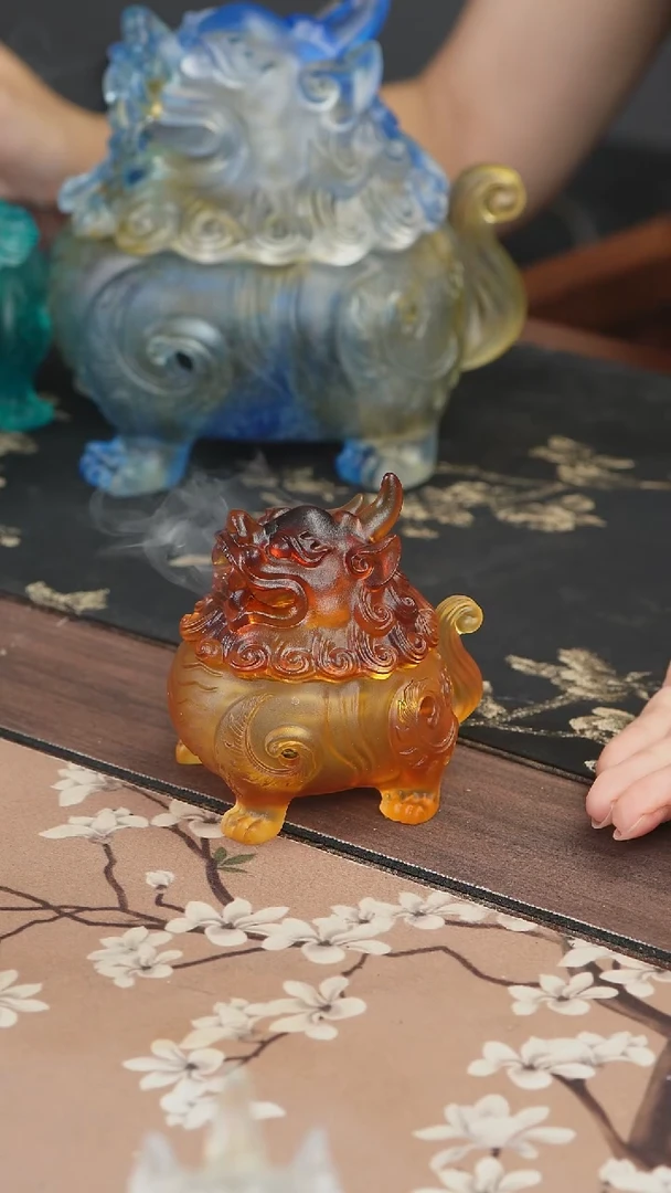 手工艺品琉璃琥珀色狻猊香炉小号