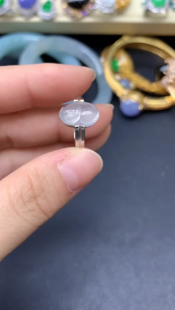 18K金镶嵌戒指翡翠247-雪姐翡翠天天见